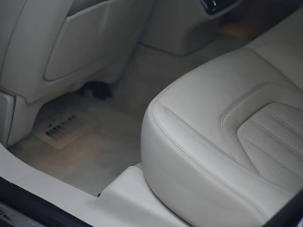 Photo 18 - Maserati Quattroporte