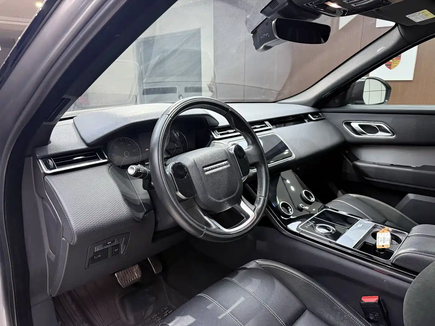 Land Rover Range Rover Velar 2020 P250 R-DYNAMIC S фото 9