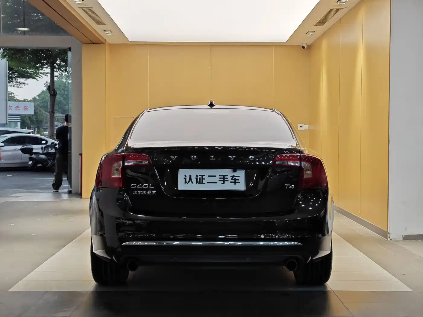 Фото 27 - Volvo S60