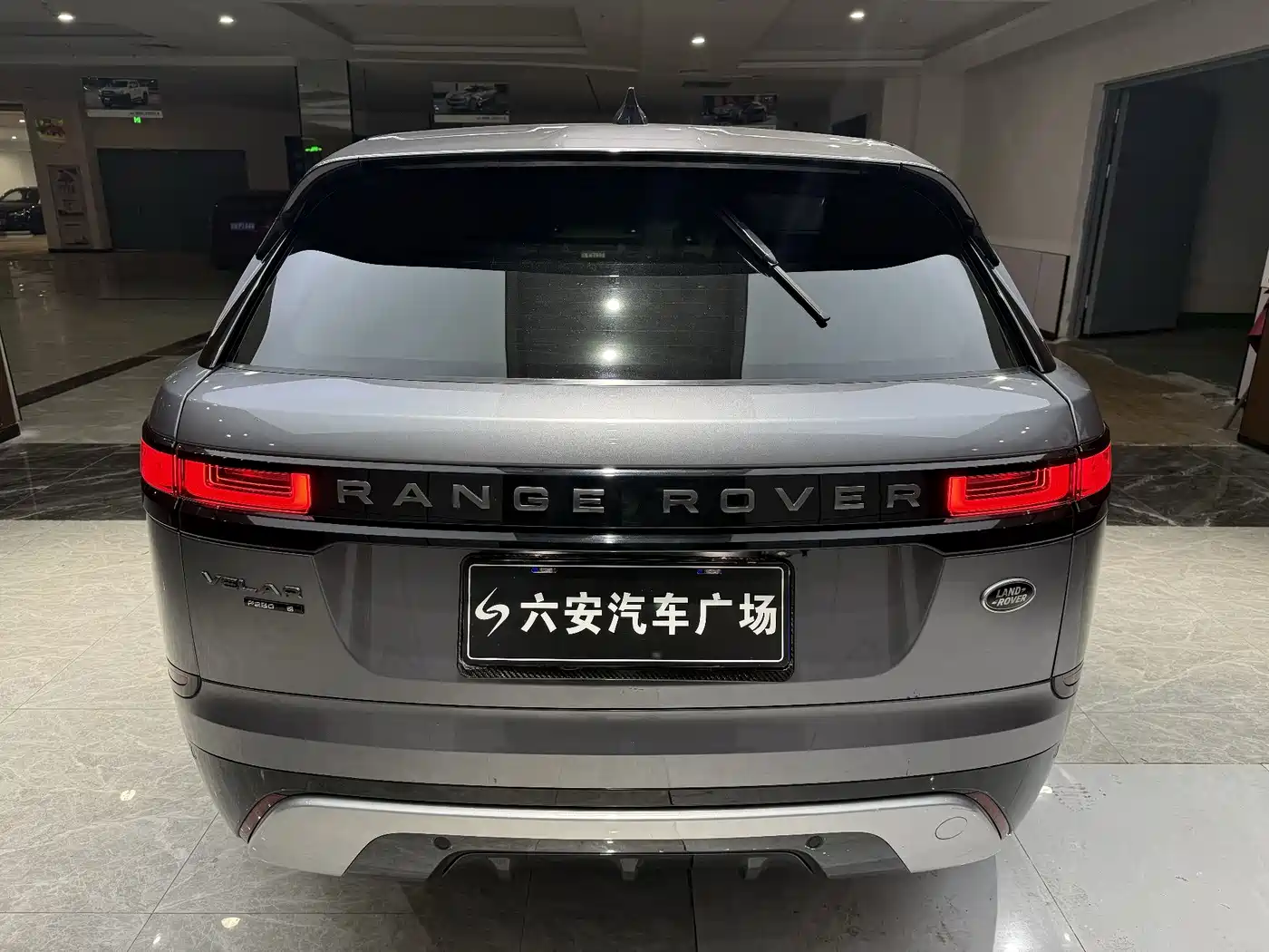 Land Rover Range Rover Velar 2020 P250 R-DYNAMIC S фото 4