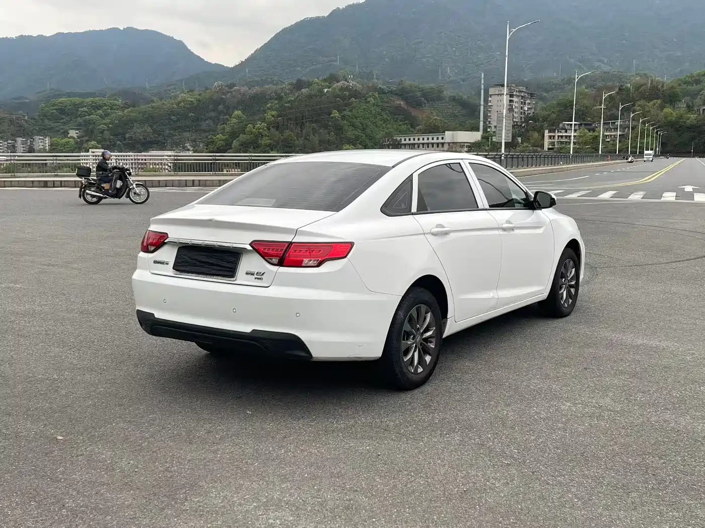 GEELY AUTOMOBILE EMGRAND NEW ENERGY