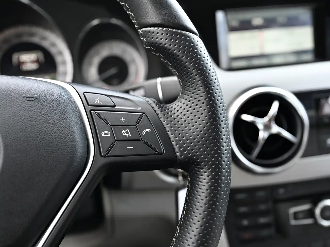 Mercedes-Benz GLK-Class 2013 GLK 300 4MATIC Dynamic фото 9