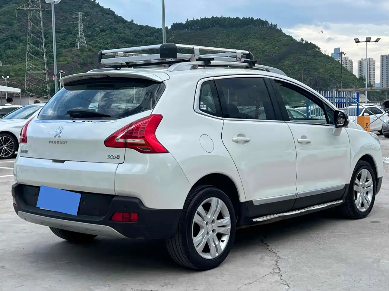 Peugeot 3008 2015 2.0L Automatic Trend Edition фото 4