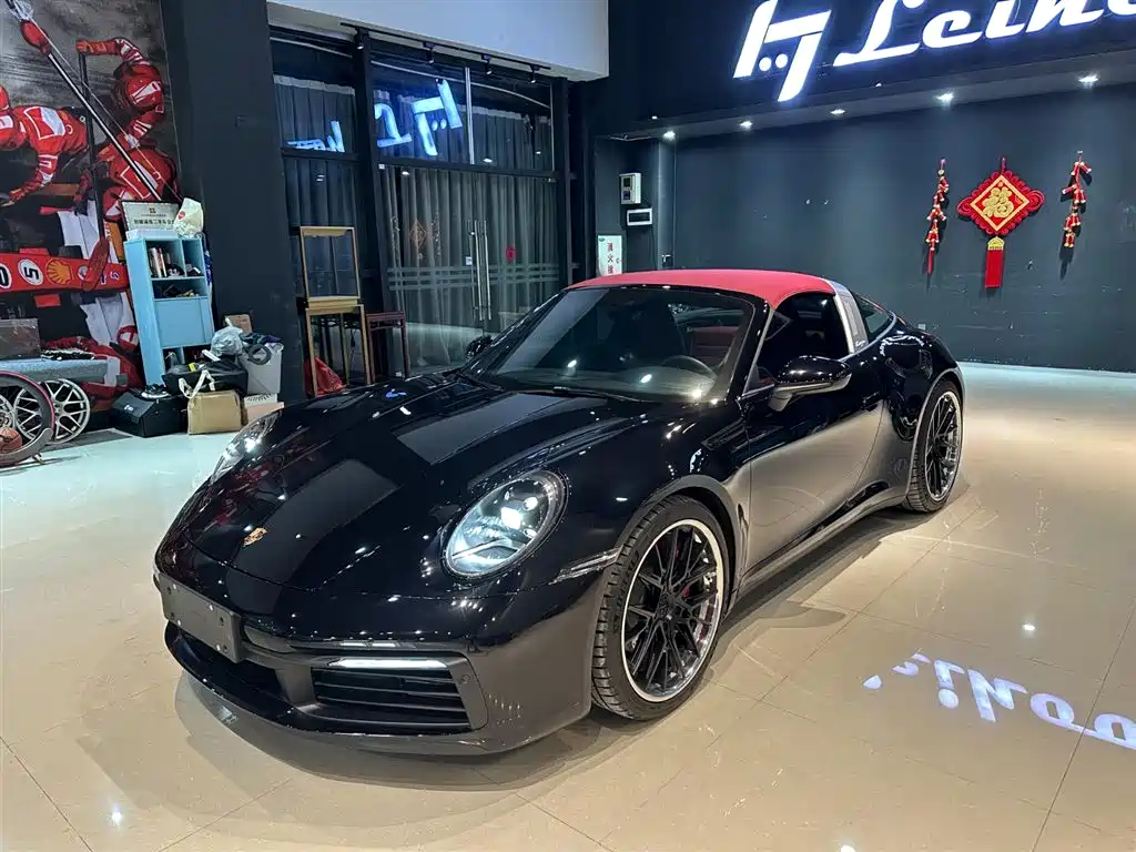 Porsche 911 2023 Targa 4 3.0T