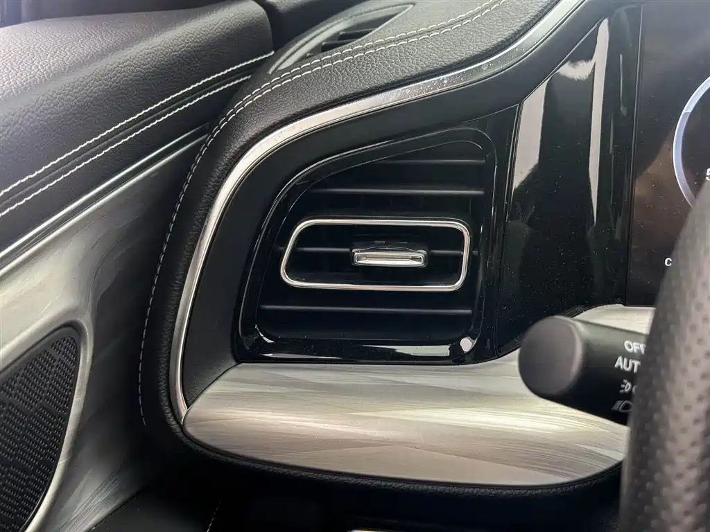 GAC Trumpchi Trumpchi GS8 2025 Pilot Series 2.0TGDI 2WD Luxury Edition 5-seater фото 18