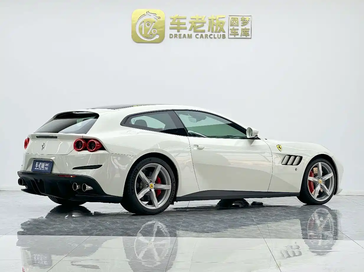 Ferrari GTC4Lusso 2019 2017 3.9T V8