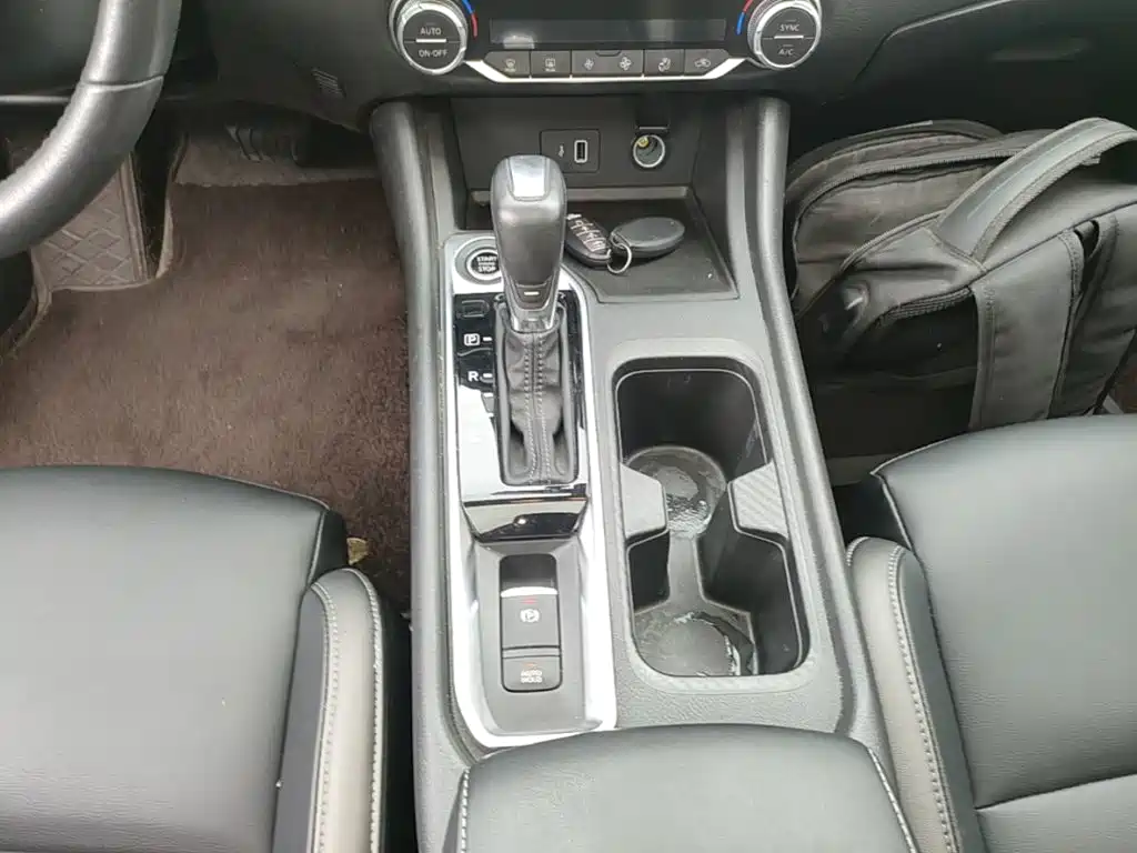 Nissan SYLPHY, миниатюра 14