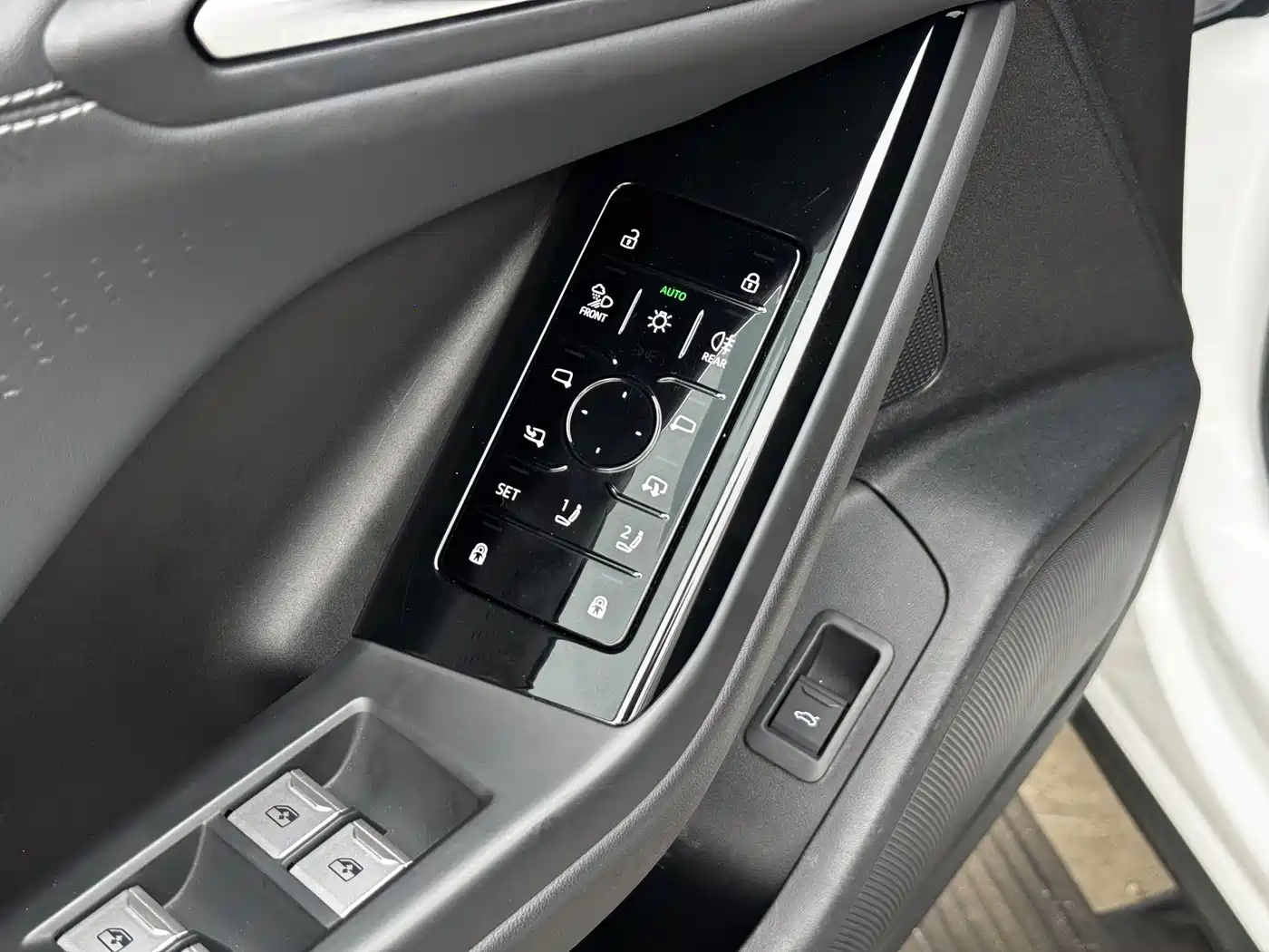 Audi Q6L e-tron 2025 2025 Extended Range Edition