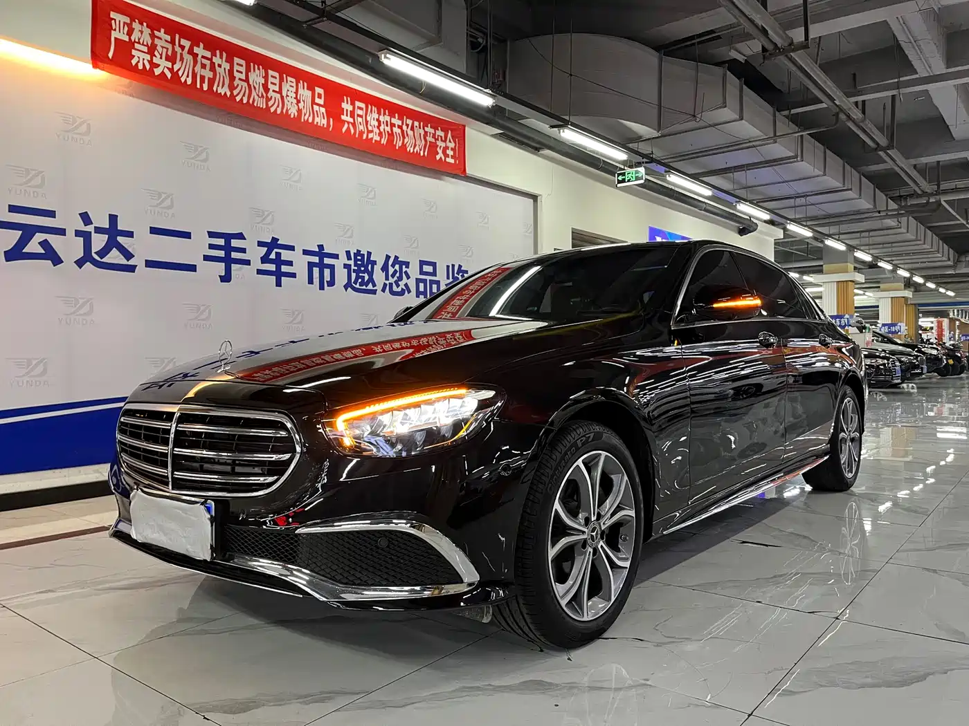 Mercedes-Benz E-Class 2022 Facelift E 300 L Sport Fashion Style фото 2