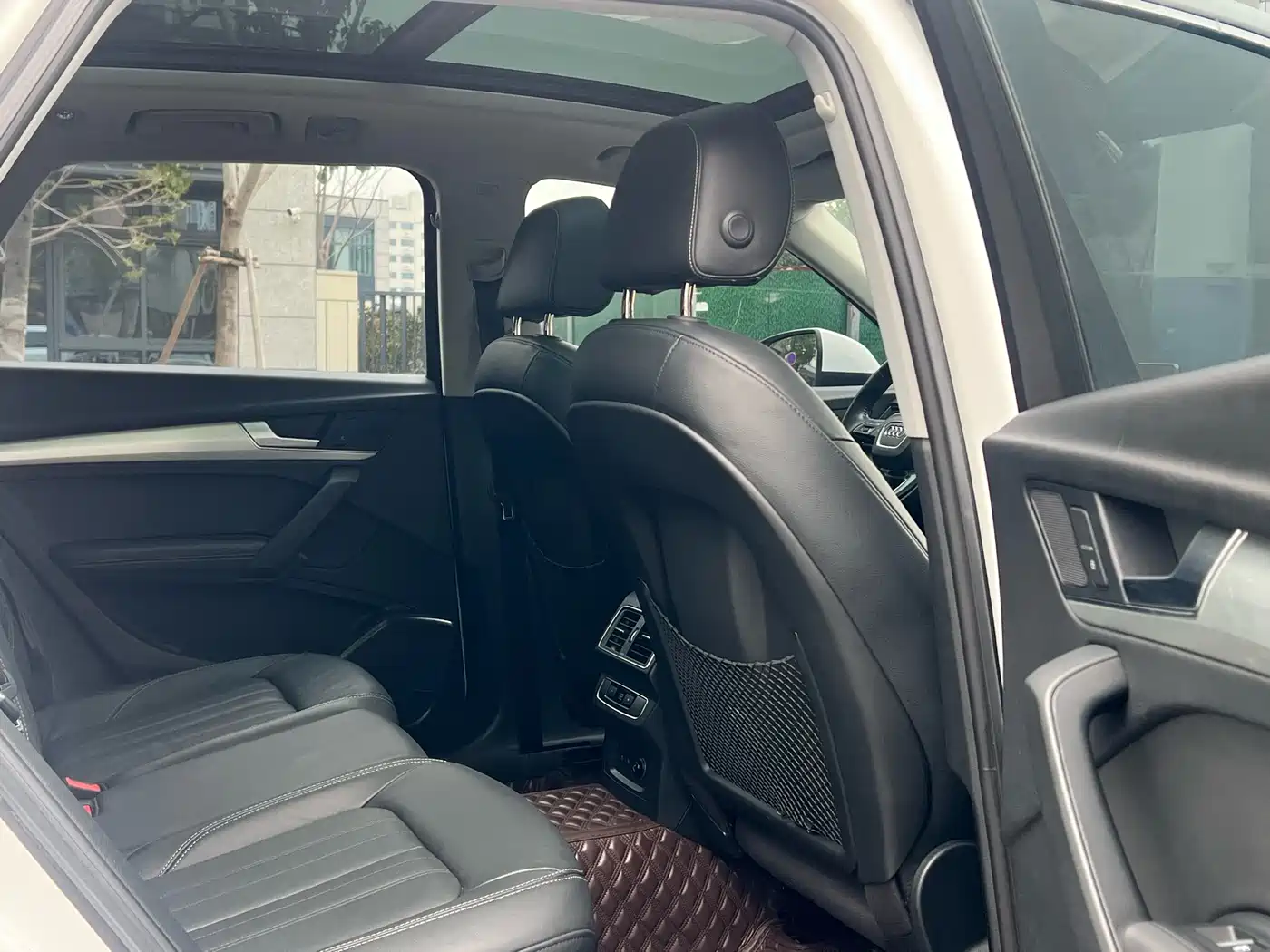 Audi Q5L 2020 40 TFSI Prestige Fashion фото 10