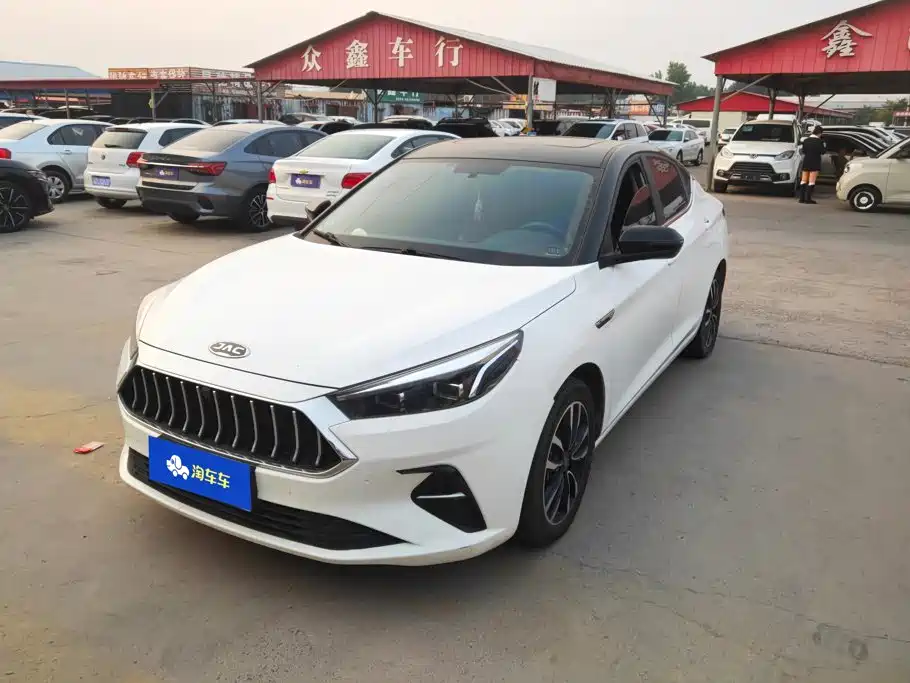 2020 JAC JAC J7