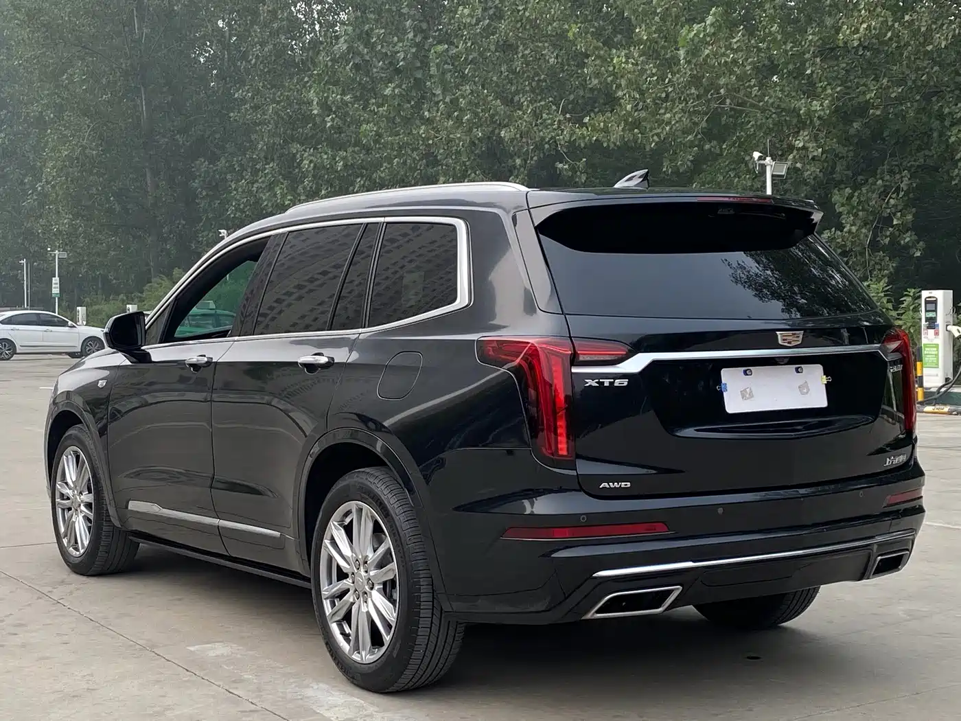 Cadillac XT6 2024 2022 2.0T 6-Seater 4WD Luxury Edition