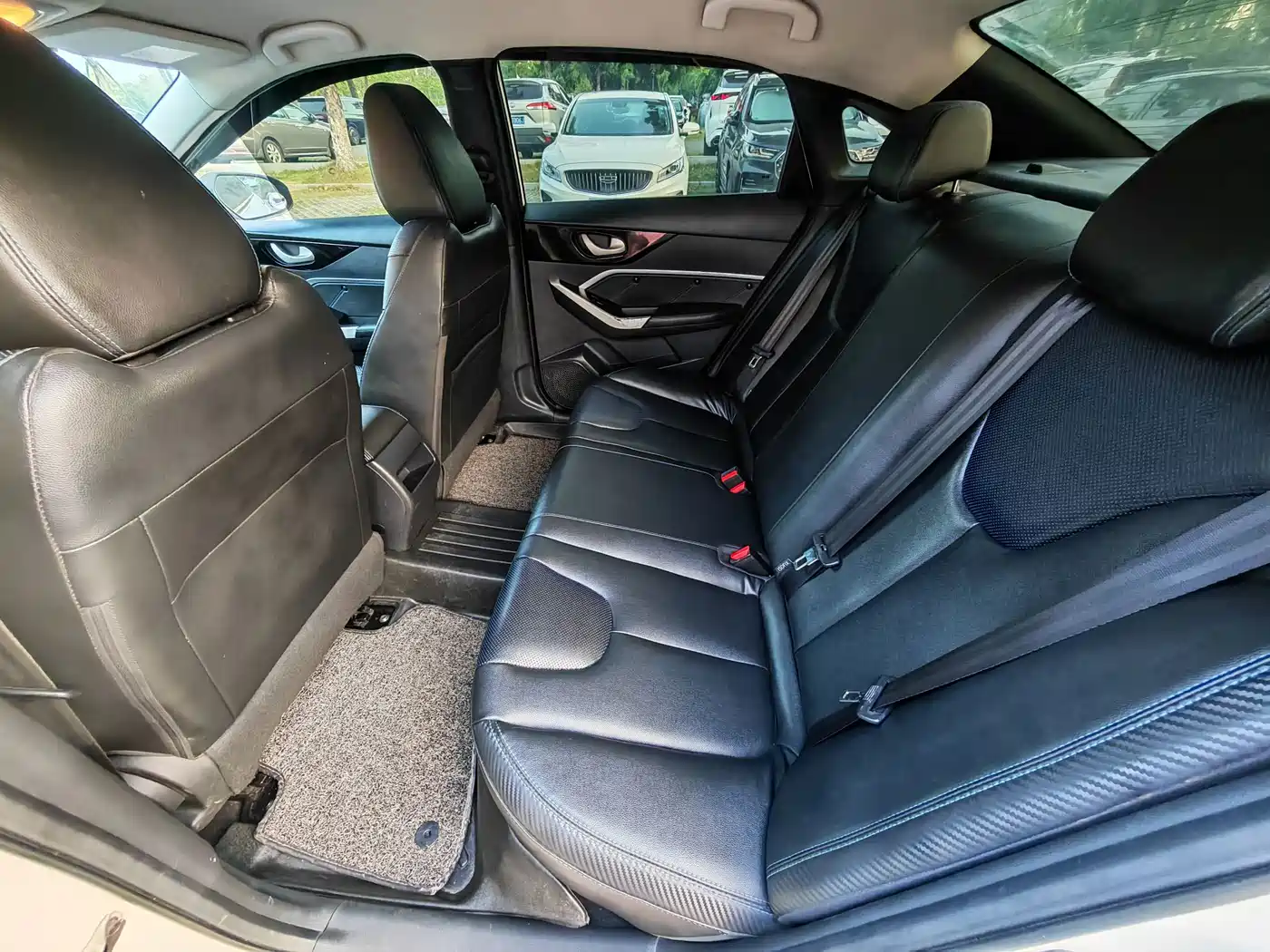 Venucia D60EV 2023 2022 Standard Range Comfort Edition