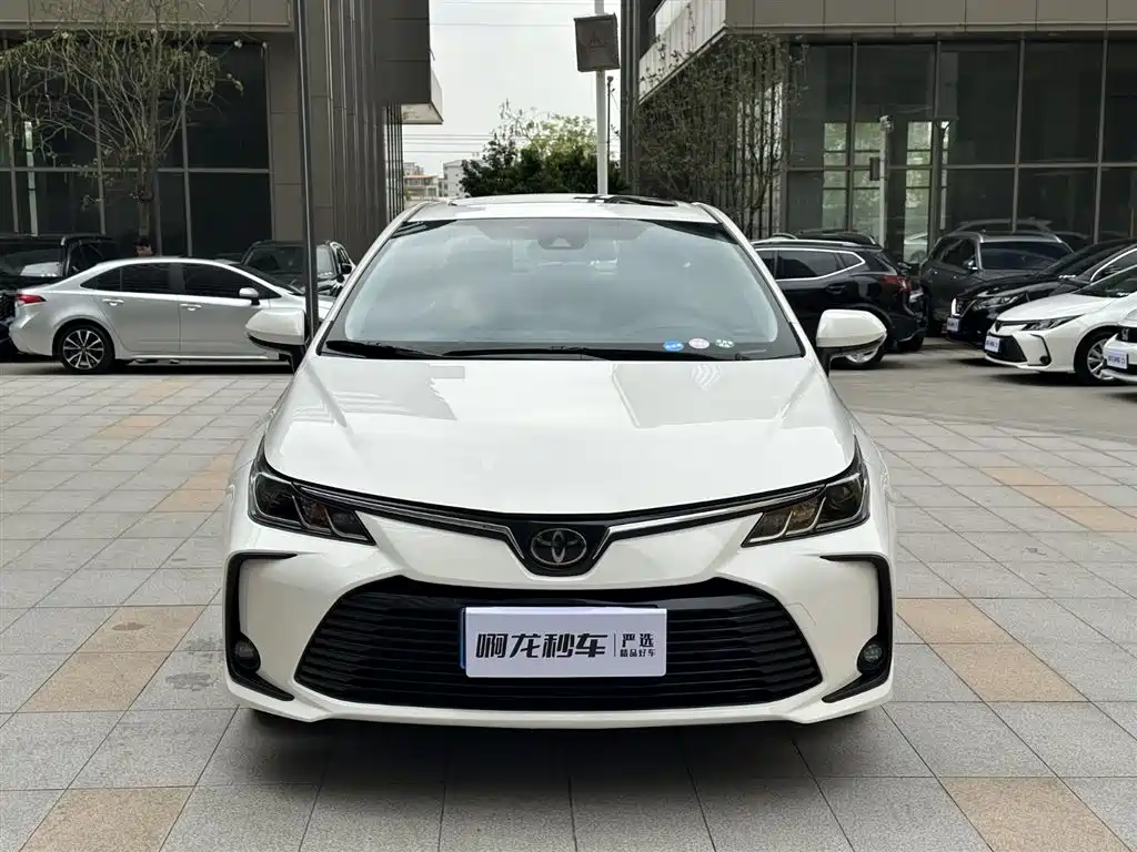Toyota Corolla 2021 1.2T S-CVT Elite PLUS Edition фото 4