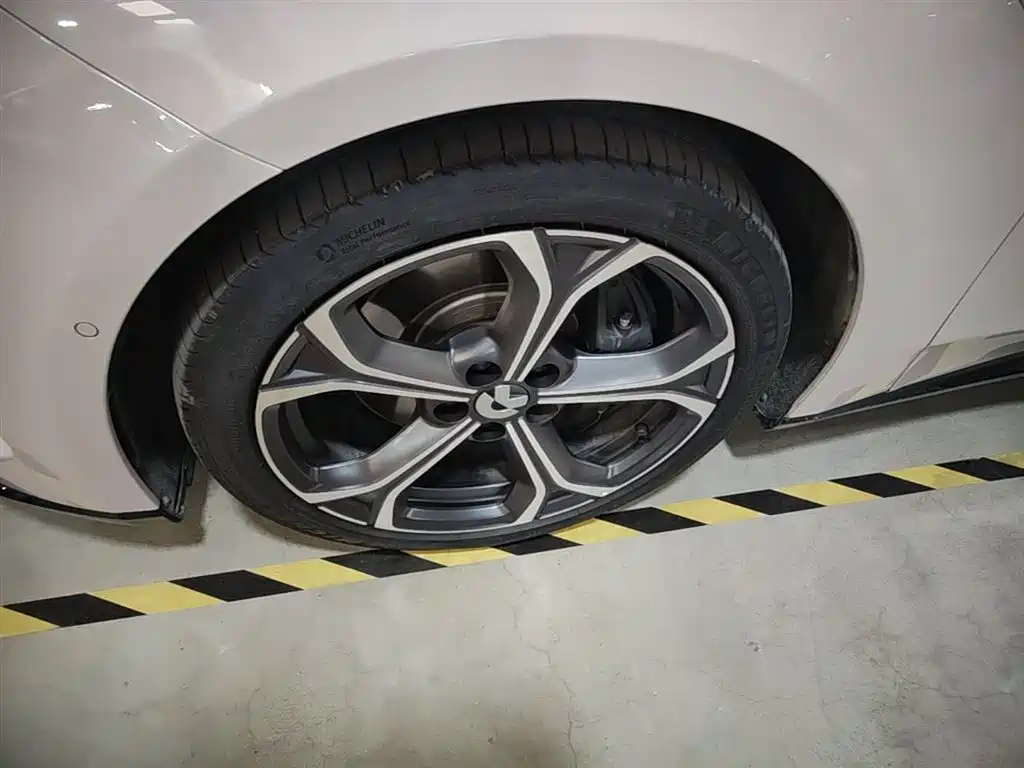 NIO ET5T 2025 2025 75kWh Touring