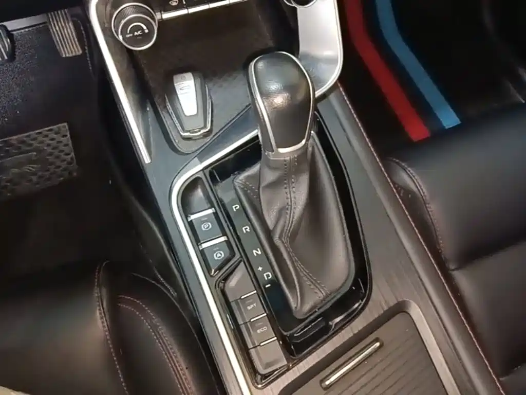 Photo 14 - Geely Binrui