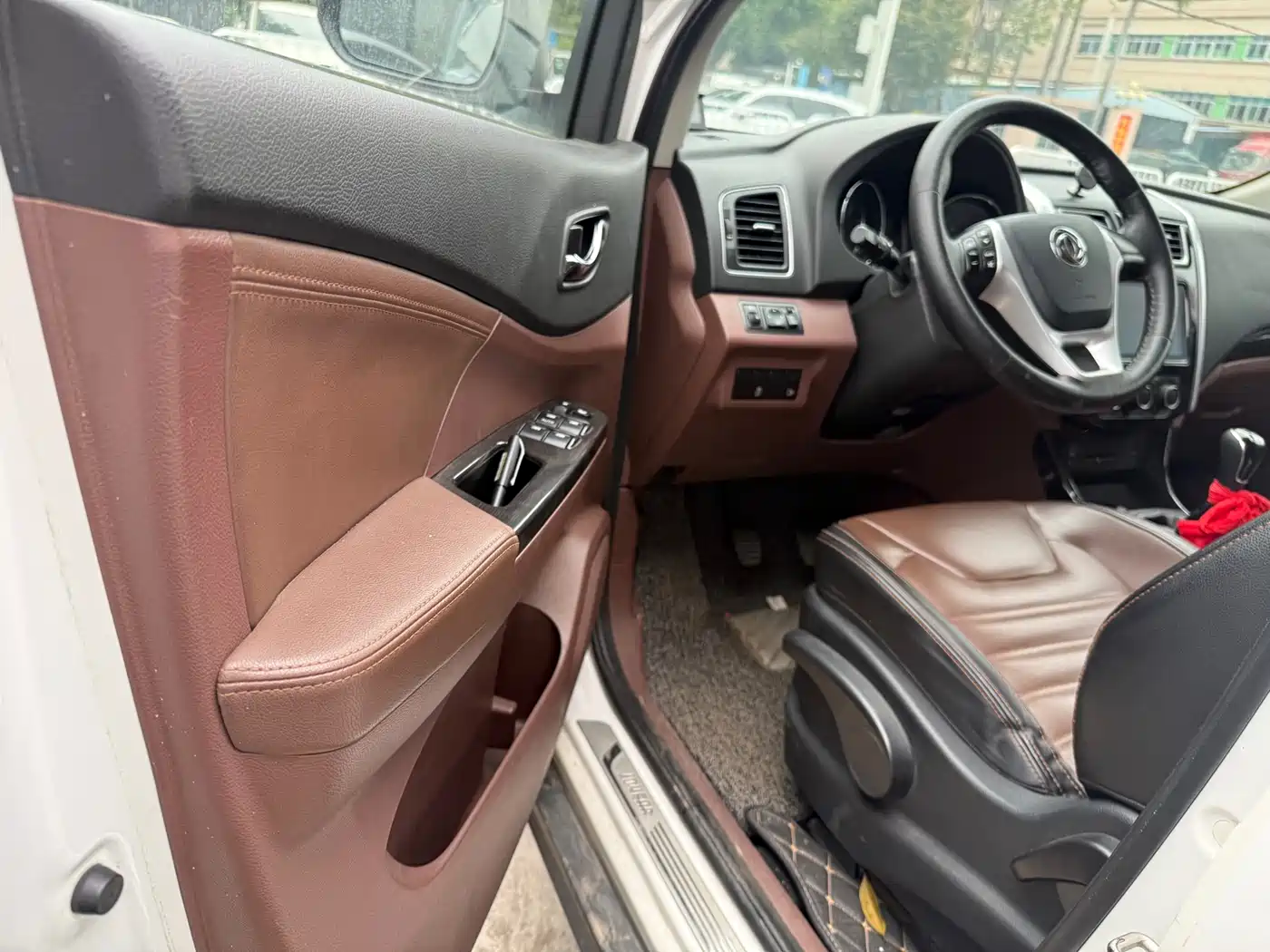 DONGFENG POPULAR SX6