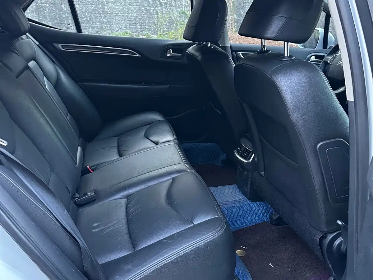 Photo 12 - Citroën C4L