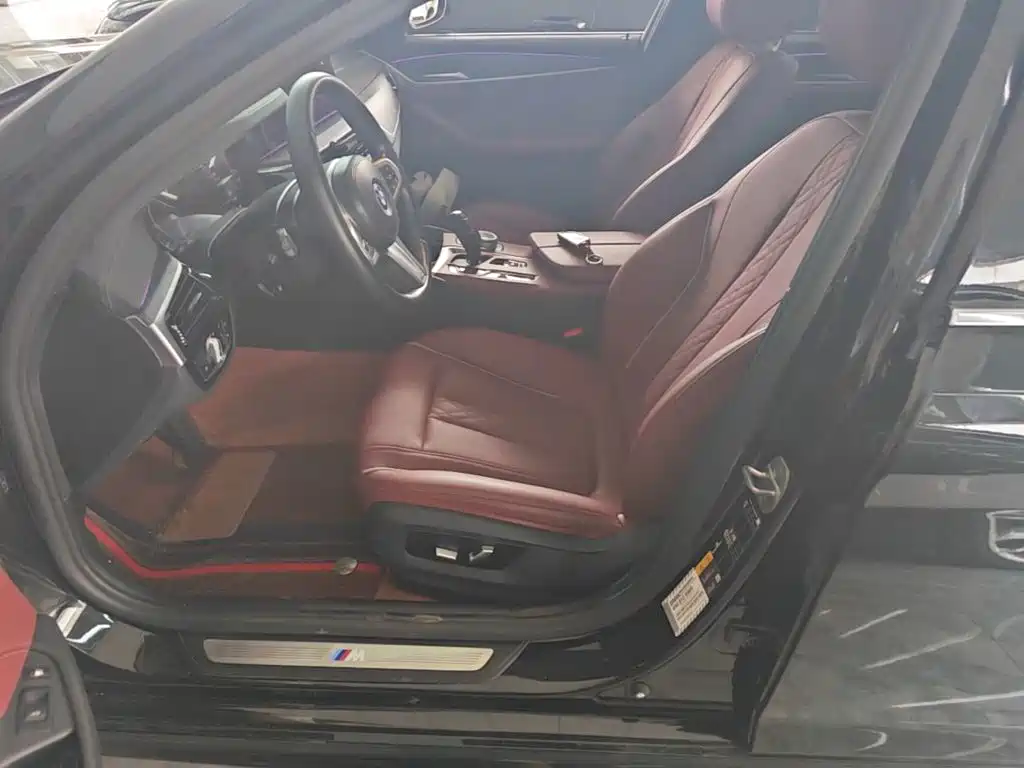 BMW 5 Series New Energy 2023 2022 Facelift 535Le M Sport Package
