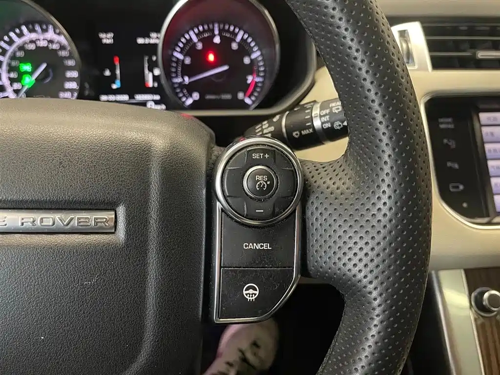 Land Rover Range Rover Sport 2014 3.0 SC V6 HSE фото 16