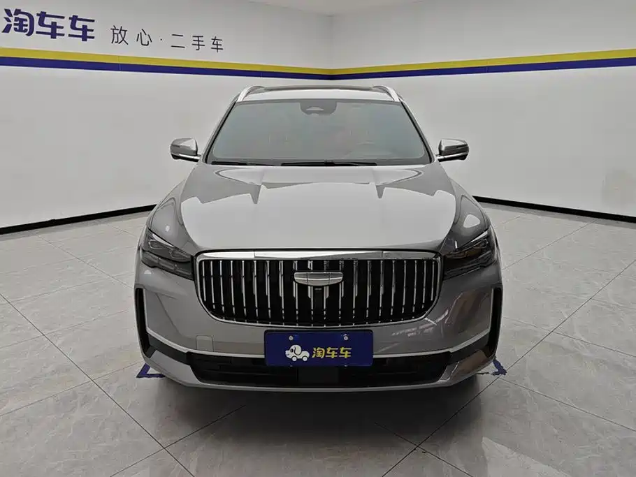 Фото 2 - Geely Monjaro