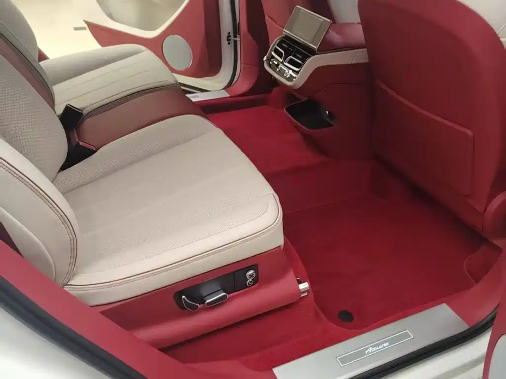 Bentley Bentayga 2026 2026 4.0T V8 Long Wheelbase Azure Edition