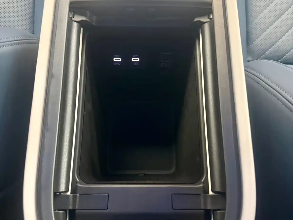 ZEEKR EXTREME KRYPTON 001