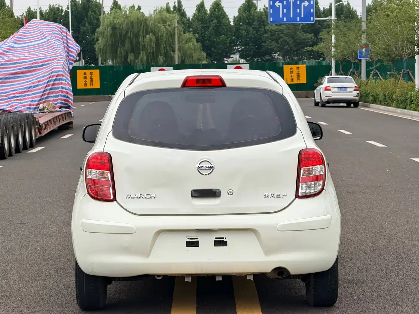 Nissan March 2015 2015 1.2L Manual Easy Enjoy Edition