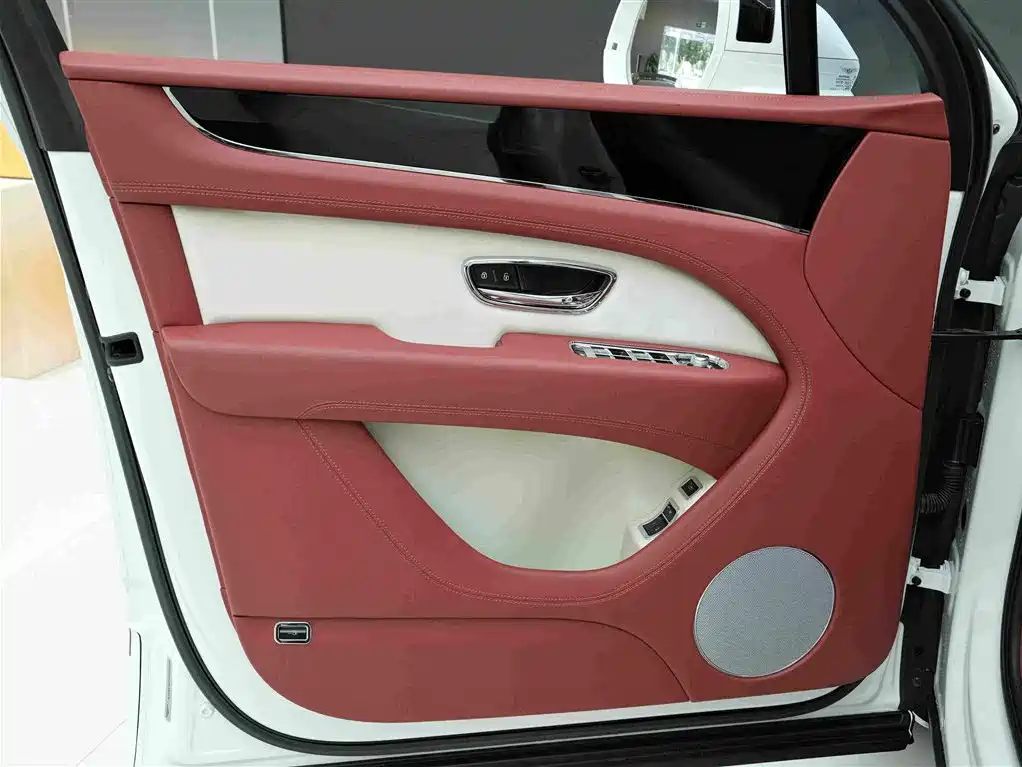 Bentley Bentayga Hybrid 2024 2023 3.0T PHEV