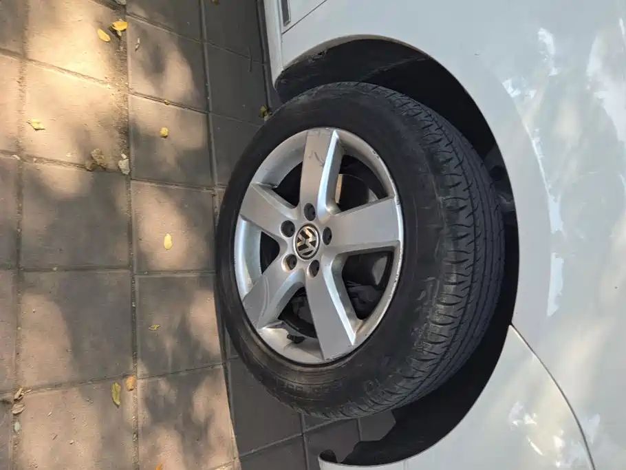 Volkswagen Touran 2014 2013 1.4T DSG Comfort 5-seater