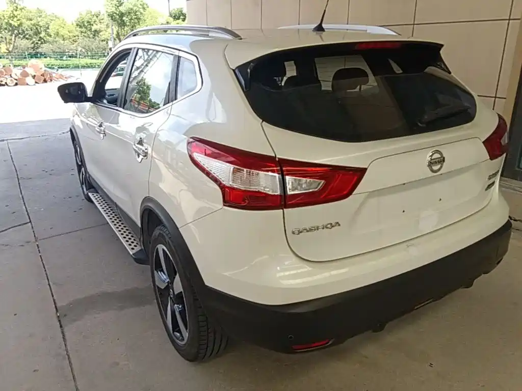 صورة 5 - Nissan Qashqai