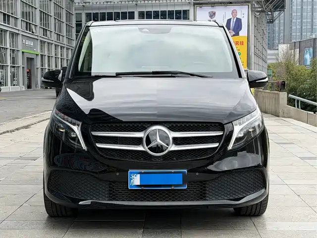 MERCEDES-BENZ V CLASS