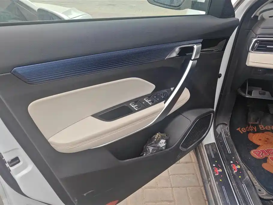 GEELY AUTOMOBILE BOYUE