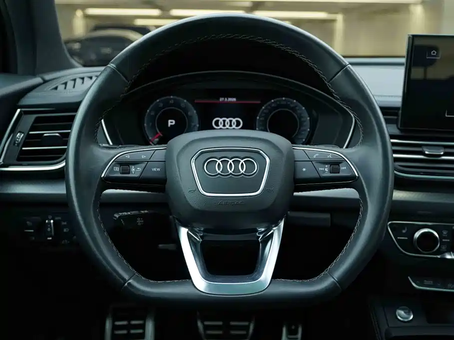 Audi Q5L 2024 Model 40 TFSI Luxury Dynamic фото 18
