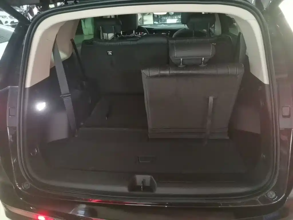 Фото 19 - Buick Envision Plus