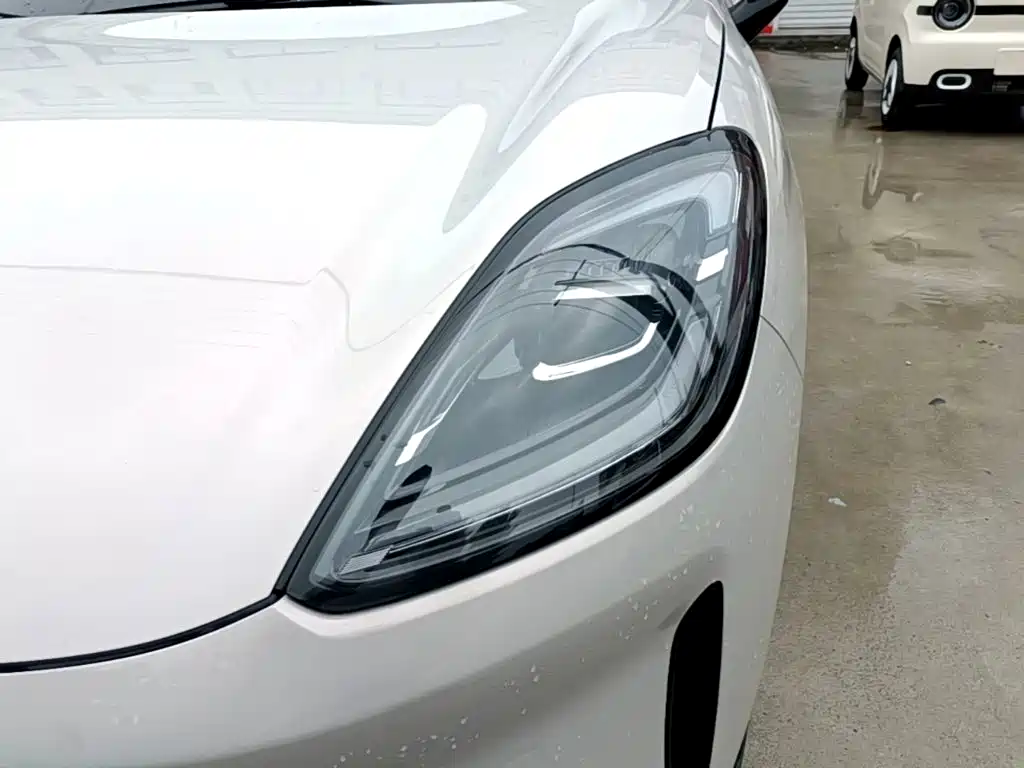 Wuling Motors Wuling Bingo S 2026 2025 Model 325km Flagship Edition
