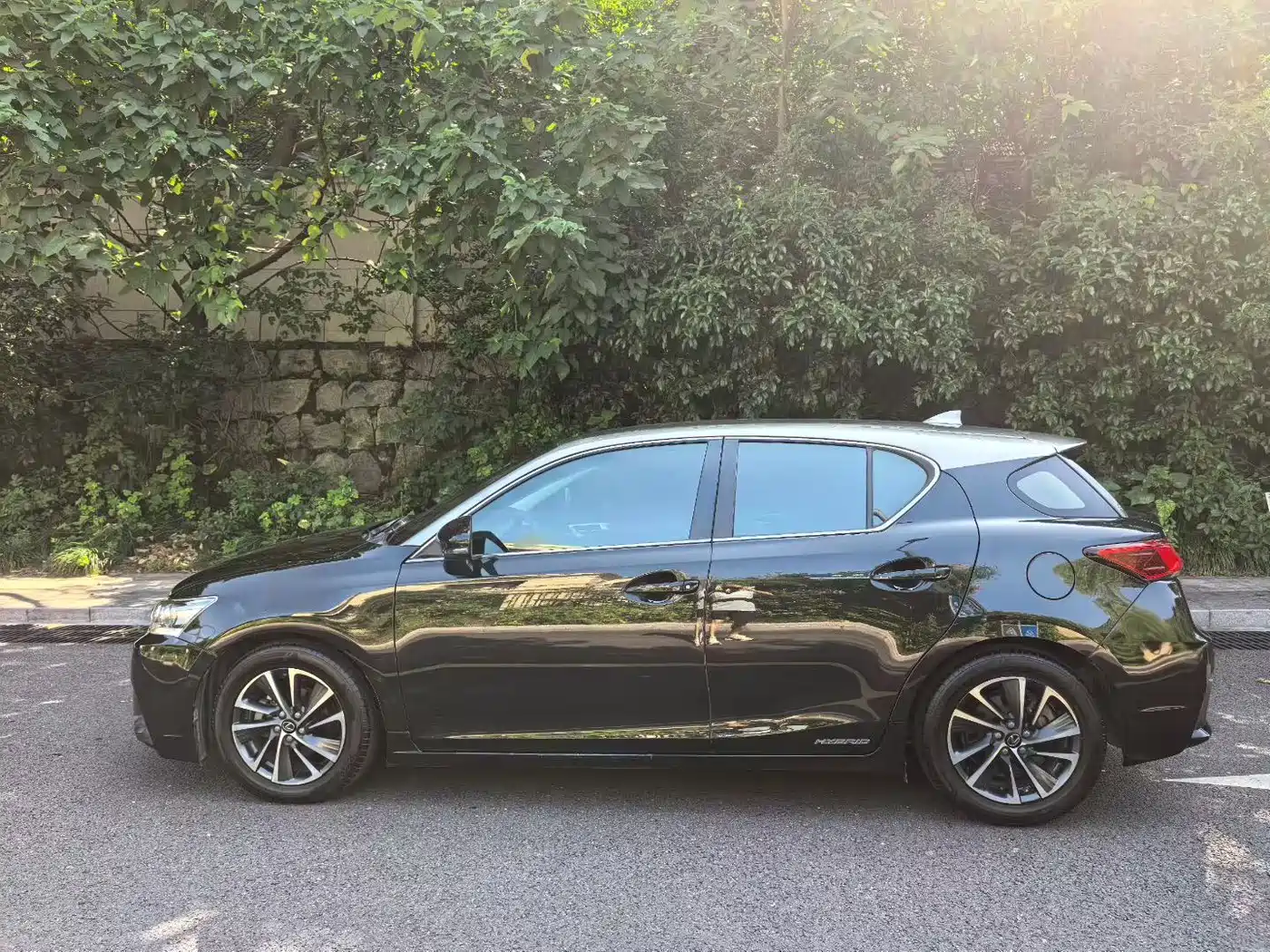 Lexus CT 2018 2017 CT200h Elite Two-Tone China V
