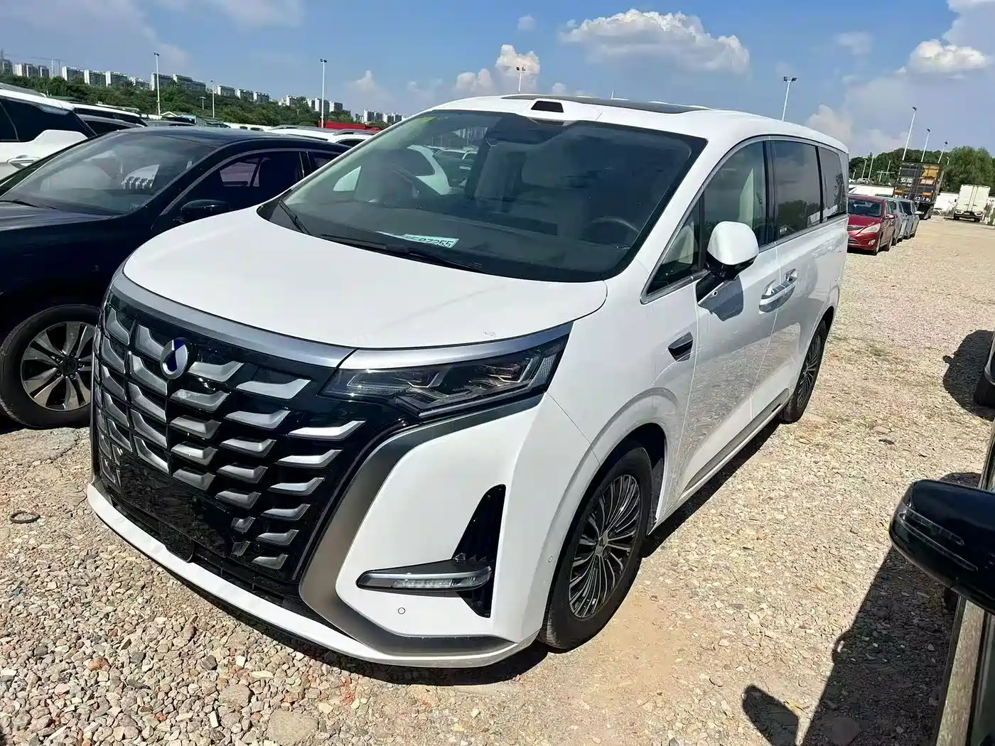 Denza D9 2025 2025 Model DM-i Smart Drive Edition 1020 AWD Flagship