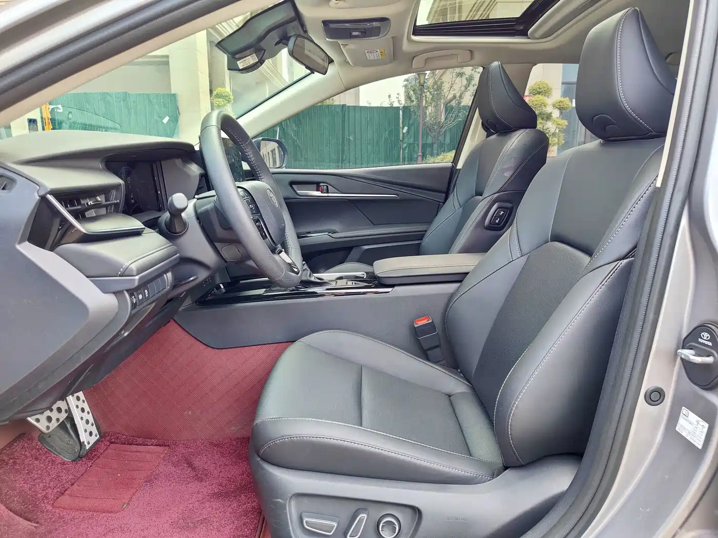 Toyota Camry 2025 2026 Hybrid 2.0HSE Sport Lite Edition