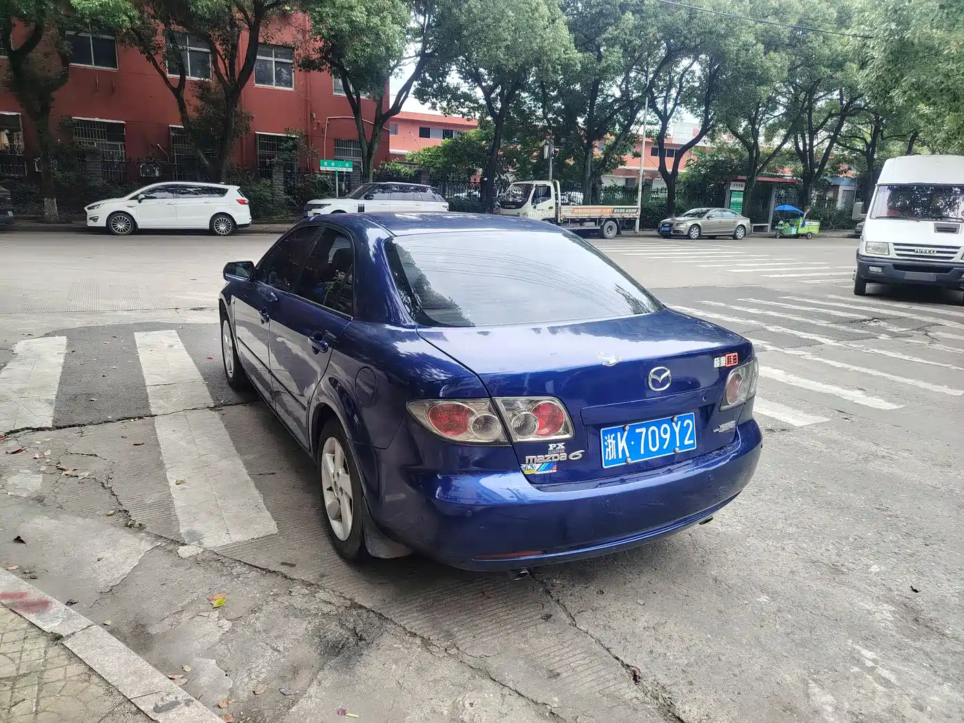 Photo 9 - Mazda 6