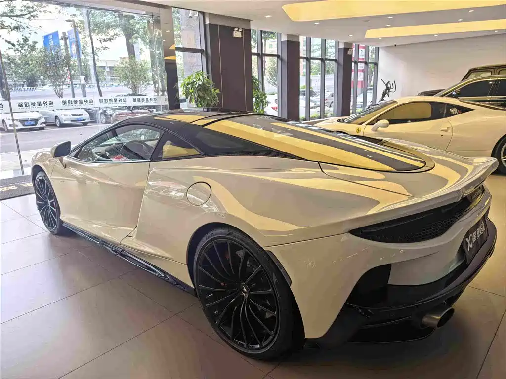 McLaren GT 2023 2023 4.0T Standard Model