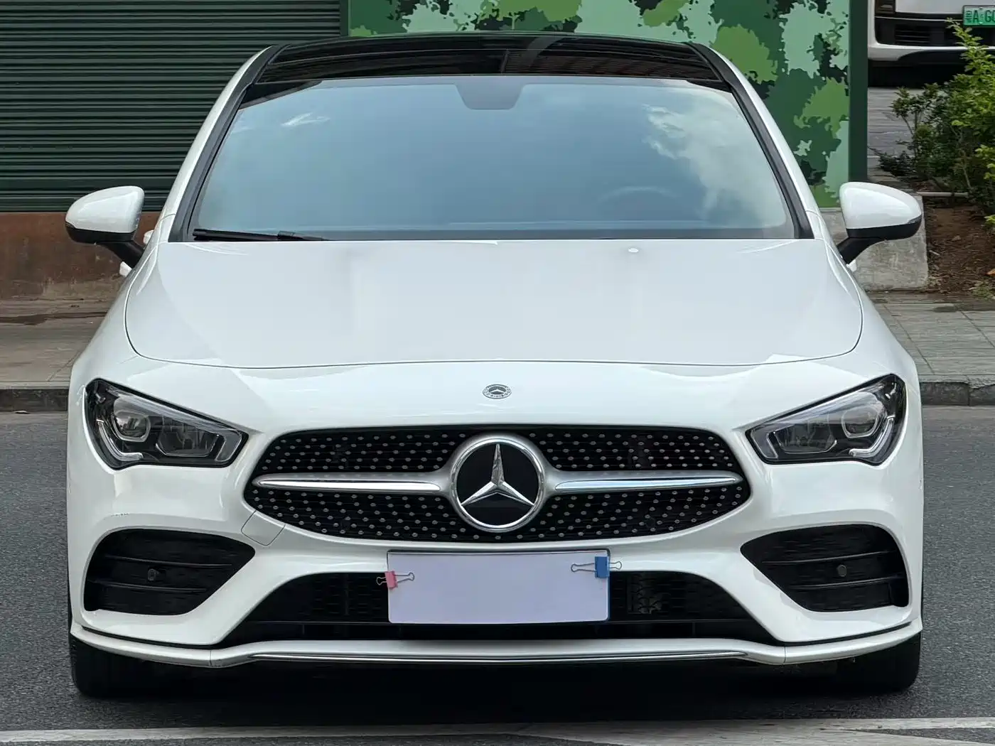 MERCEDES-BENZ CLA