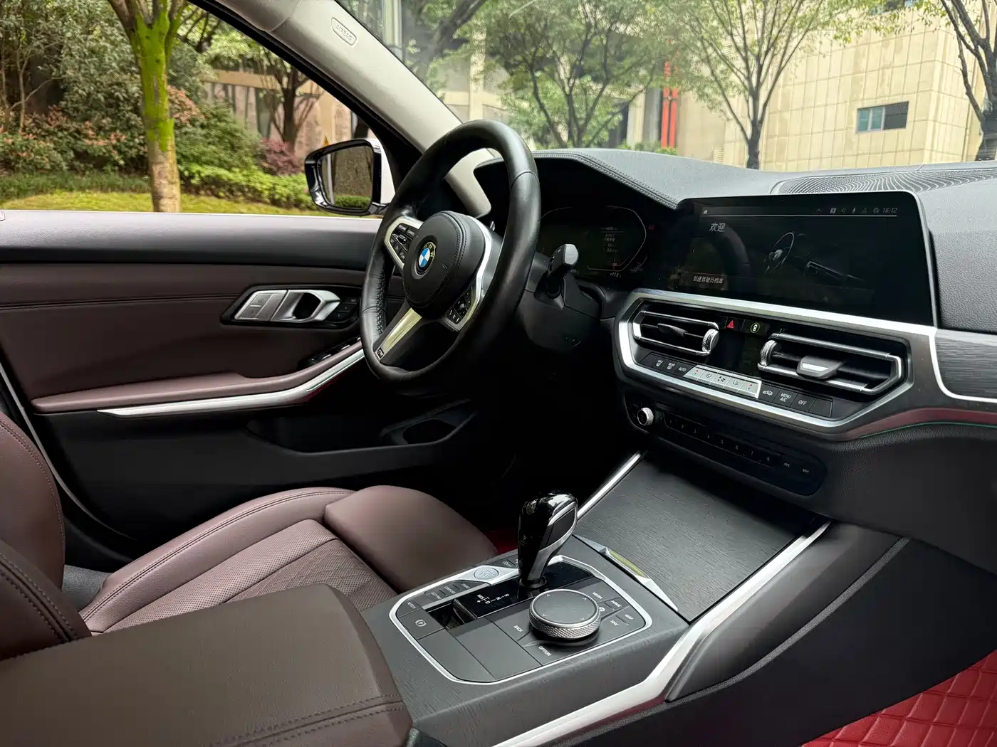 BMW 3 Series 2022 325i M Sport Package фото 2