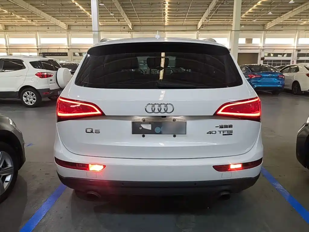 Фото 6 - Audi Q5