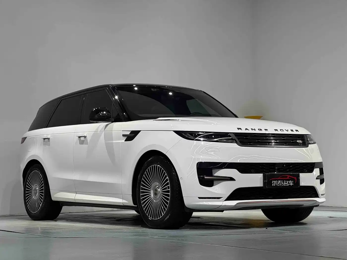 Land Rover Range Rover Sport 2023 400PS Dynamic SE фото 4