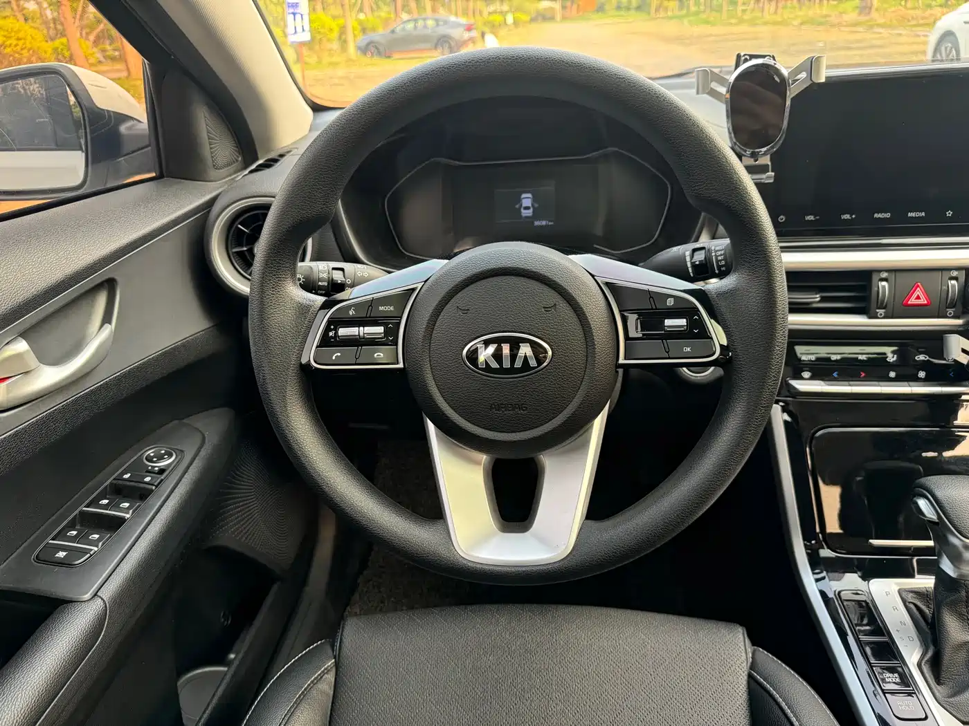 KIA K3