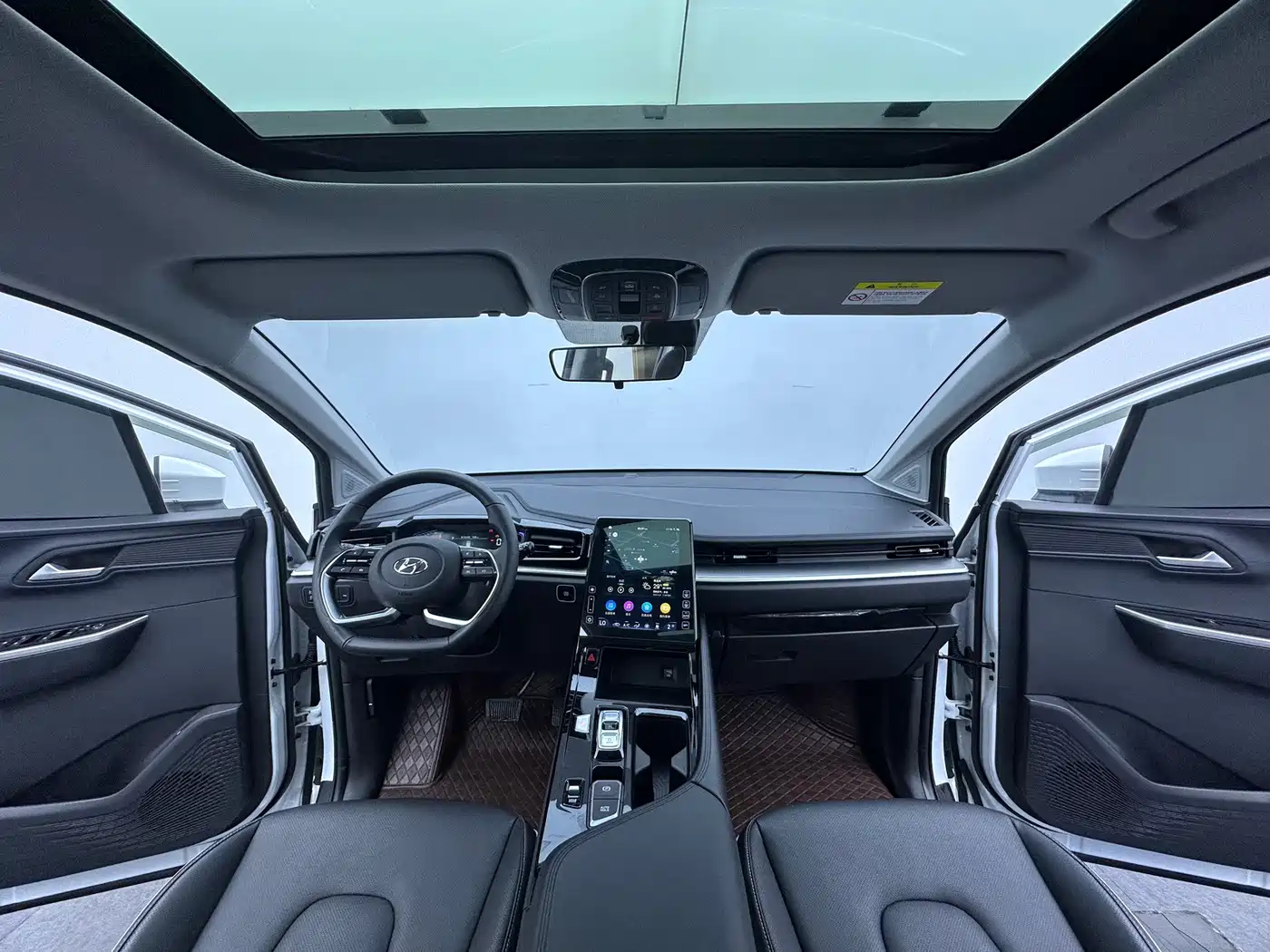 Hyundai Custo 2025 2024 270TGDi LUX Premium Edition