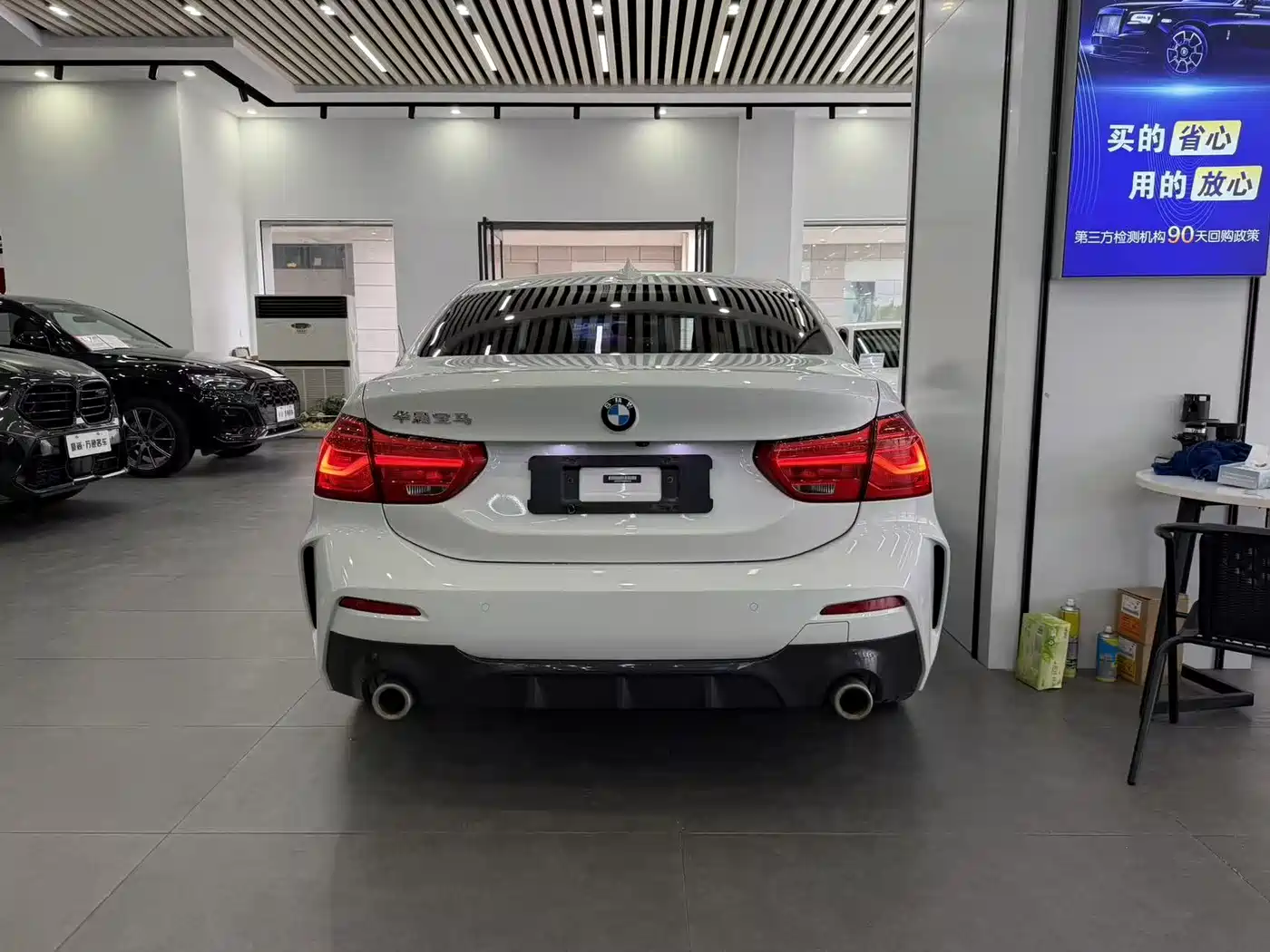 BMW 1 Series 2022 120i M Sport фото 5