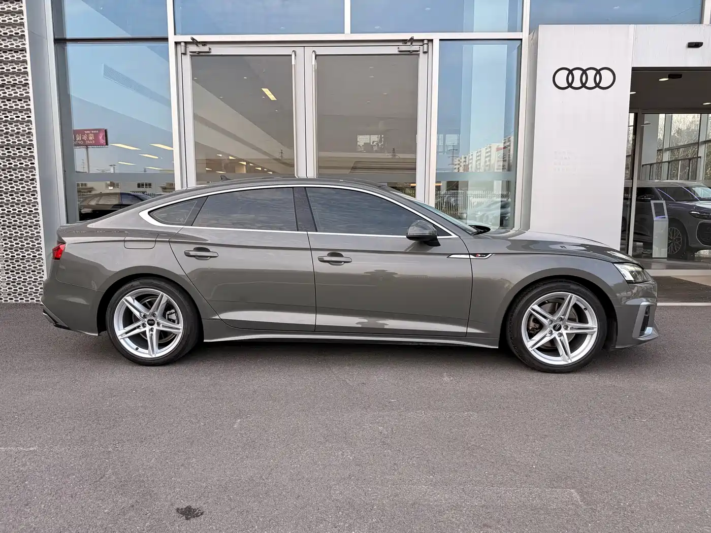 Audi A5 (Import) 2024 Sportback 40 TFSI Fashion Dynamic фото 3