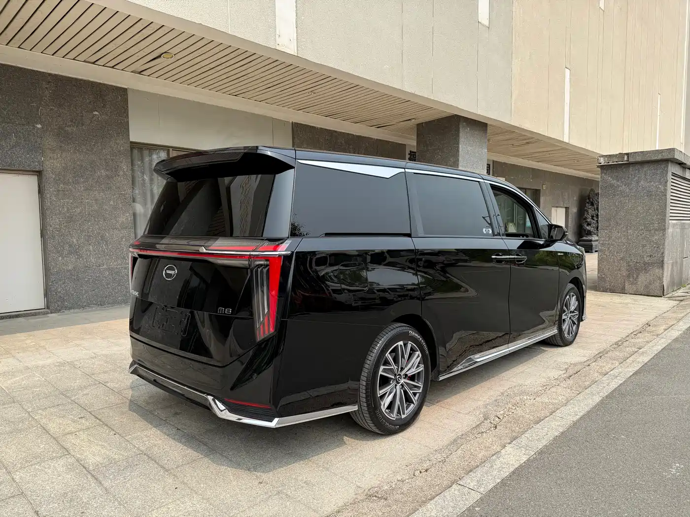 GAC TRUMPCHI TRUMPCHI M8